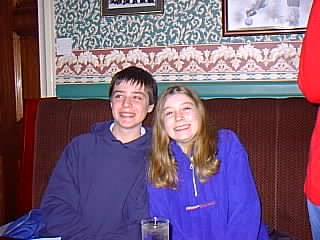 Kris and Kirsty.jpg (18446 bytes)
